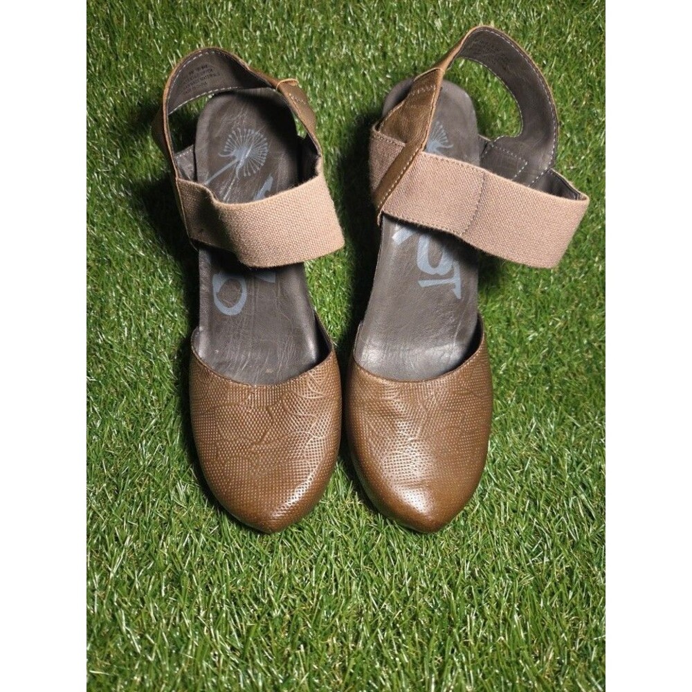 OTBT Rexburg Women's Brown Gold Leather Platform Wedge Pumps 4” Heel Size 7.5M